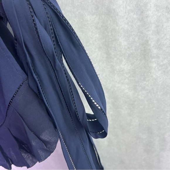 Diane Von Furstenberg Blue Silk Wrap Blouse Size 2 Marcelo Ruffle DVF - Picture 3 of 9